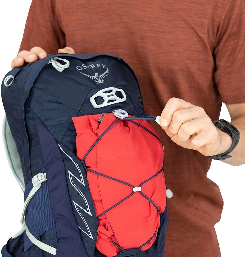 Talon 11L Daypack with Hipbelt